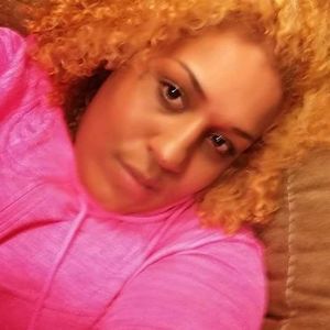 Meet your Posher, Tiara